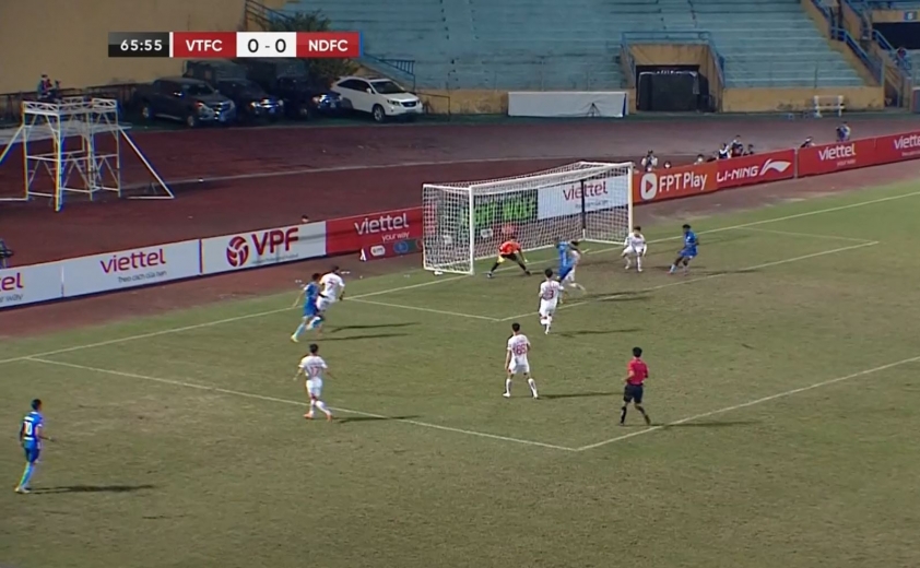 Trực tiếp Viettel 0-0 Nam Định: Ăn miếng trả miếng 250108