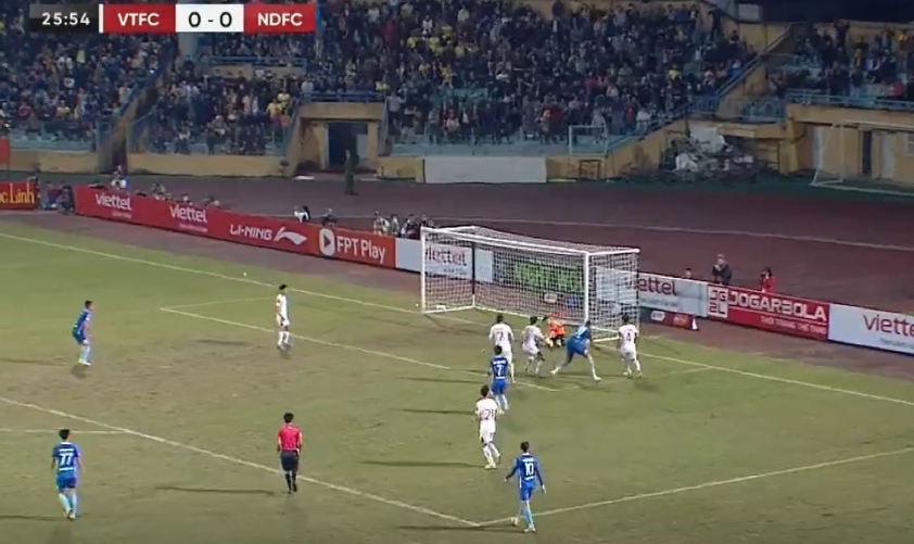 Trực tiếp Viettel 0-0 Nam Định: Đôi công hấp dẫn 250090