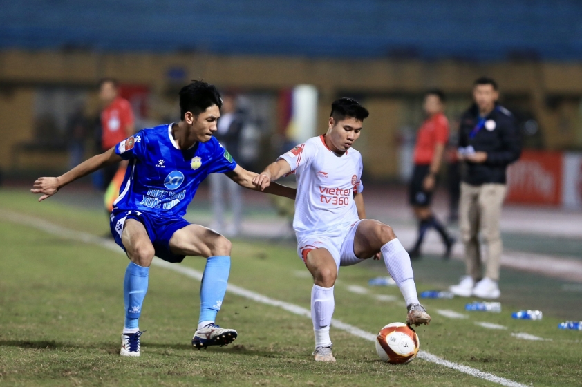 Trực tiếp Viettel 0-0 Nam Định: Đôi công hấp dẫn 250093