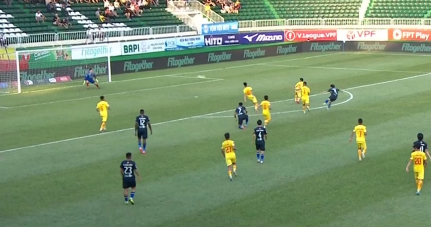 Trực tiếp HAGL 1-0 Thanh Hóa: Siêu phẩm của Minh Vương 282197