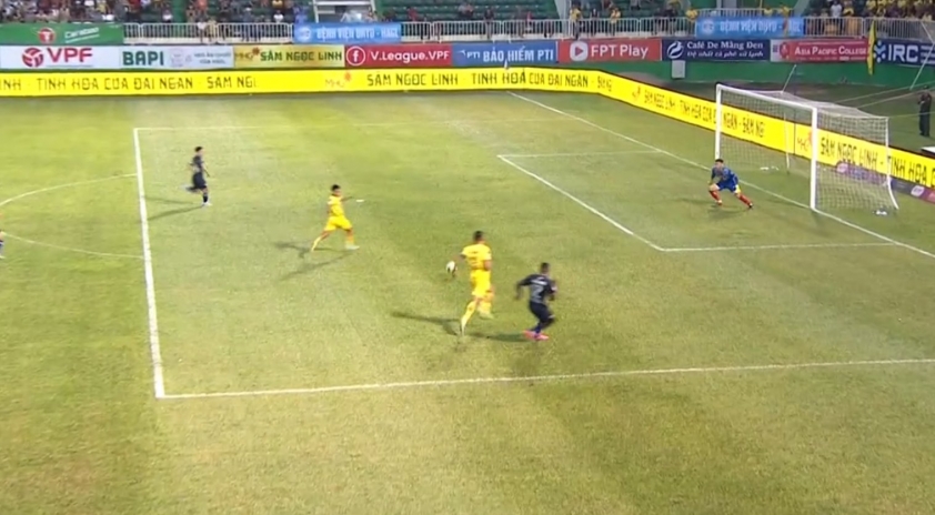 Trực tiếp HAGL 1-0 Thanh Hóa: Siêu phẩm của Minh Vương 282222