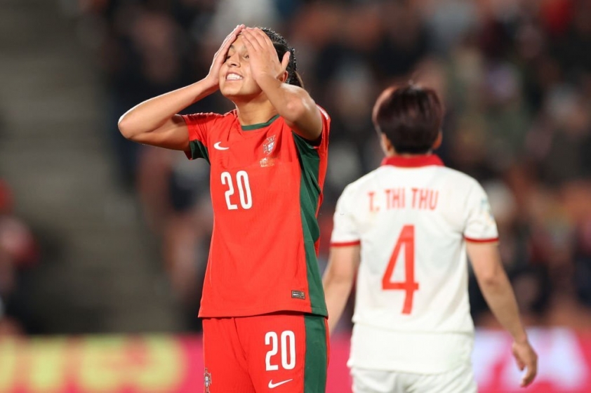 Trực tiếp nữ Việt Nam 0-2 nữ Bồ Đào Nha: Quá khó! 308173