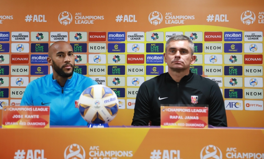 HLV Urawa Red: 'Không dễ để thắng Hà Nội như trước' 367756
