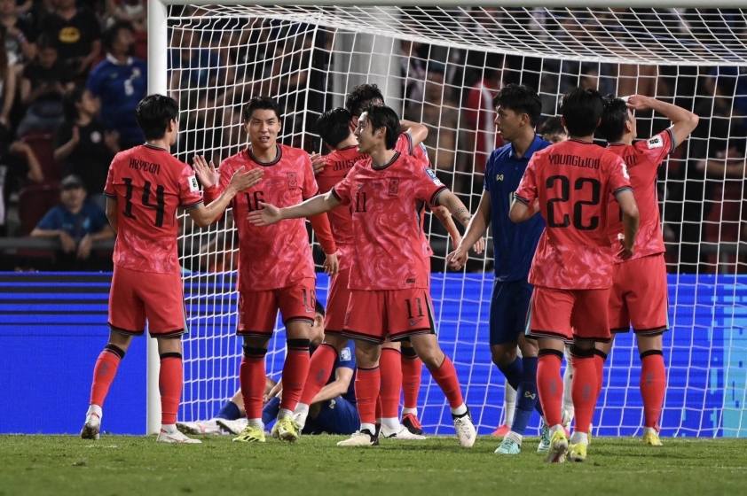 Thua đậm Hàn Quốc, Thái Lan khó đi tiếp ở VL World Cup 430151