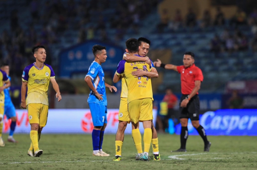 Trực tiếp Hà Nội 1-0 Đà Nẵng: Khai thông bế tắc 453533