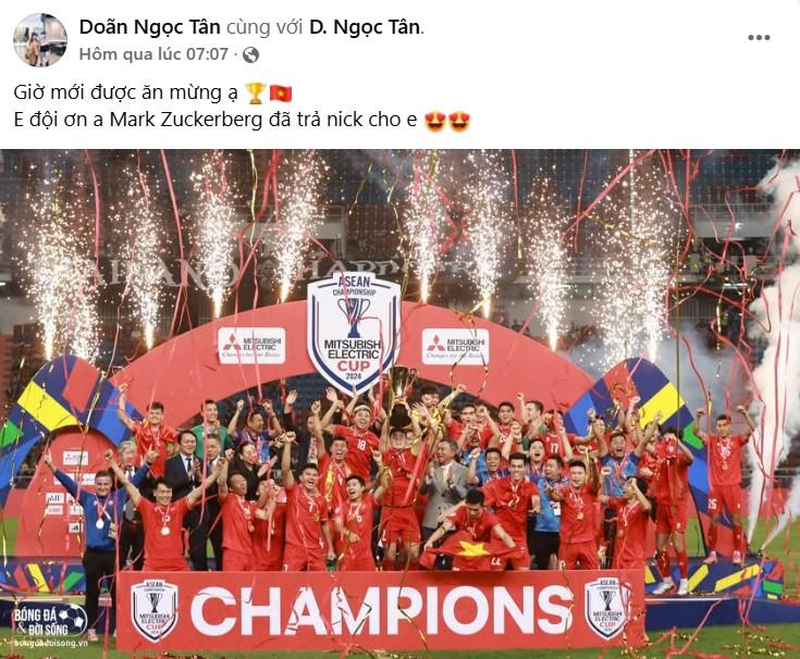Sau 1 tháng vô địch AFF Cup, sao ĐT Việt Nam mới được ăn mừng 589148
