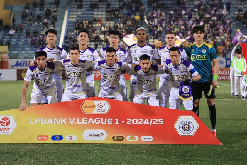 Sắp có HLV Nhật Bản, Hà Nội FC lại nhận thêm tin vui 593047