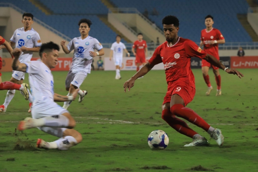 Trực tiếp Viettel 0-1 Nam Định: Khó cho chủ nhà 598866