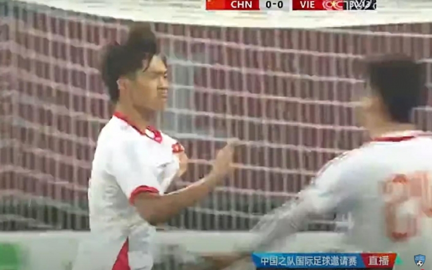 Trực tiếp U22 Việt Nam 1-0 U22 Trung Quốc: Quốc Việt mở điểm 610461