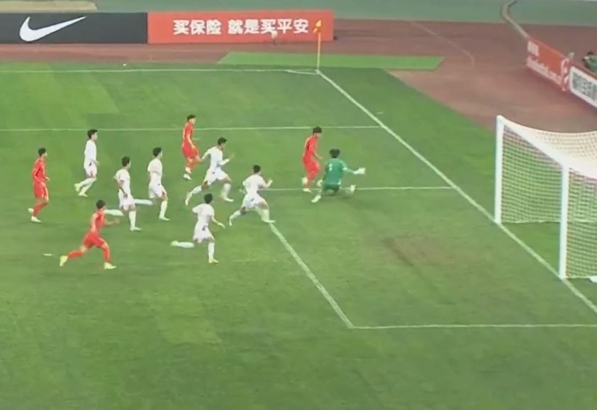 Trực tiếp U22 Việt Nam 1-0 U22 Trung Quốc: Quốc Việt mở điểm 610477