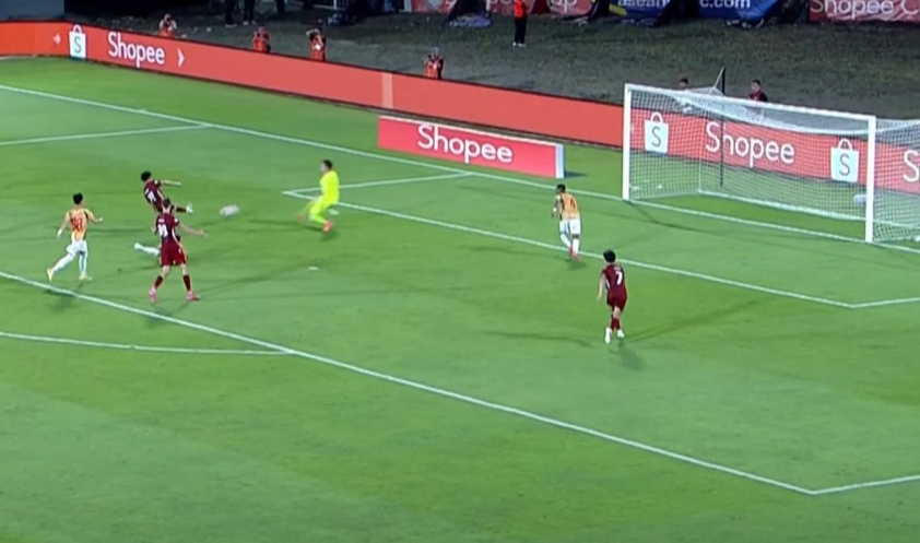 Trực tiếp CAHN 0-0 PSM Makassar: Penalty hỏng ăn 614347