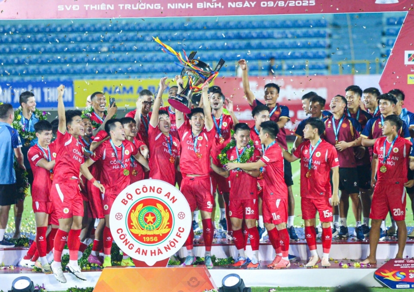 FIFA đặc biệt nhắc đến cầu thủ hay nhất U23 Việt Nam 681752