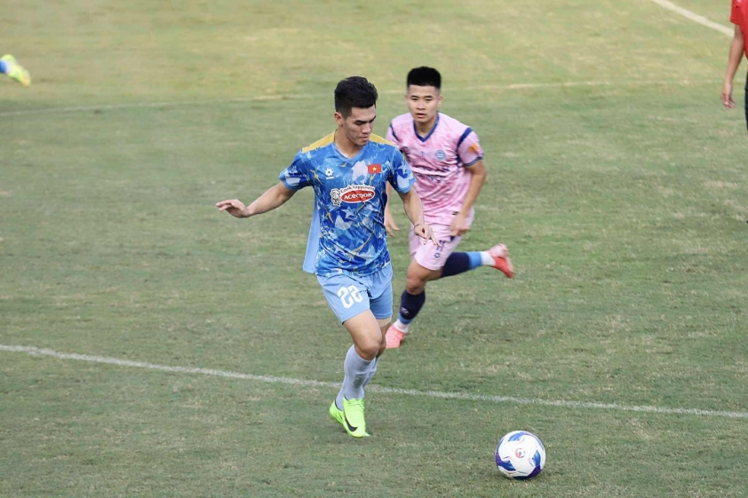 Trực tiếp ĐT Việt Nam 2-1 CAHN: Tuấn Hải nổ súng 699734