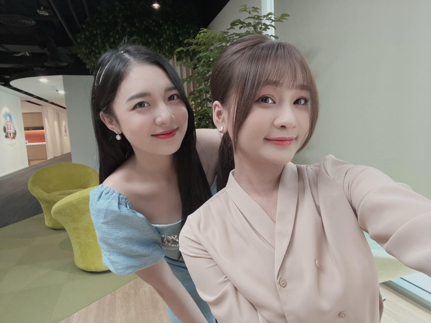 AIC 2021: Những hình ảnh cực 'khát nước' của nữ caster mới nhà Liên Quân 90797