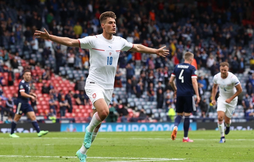 Gặp khó vụ Dusan Vlahovic, Arsenal có kế hoạch đặc biệt chiêu mộ Vua phá lưới Euro 2020 101910