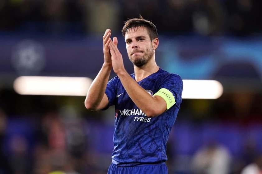 barcelona-muon-dua-azpilicueta-tro-lai-tay-ban-nha-anh-1
