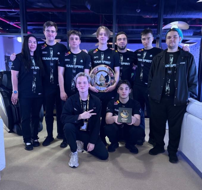 Chiến thắng thuyết phục, Team Spirit chính thức vô địch EWC 2025 DOTA 2 668593