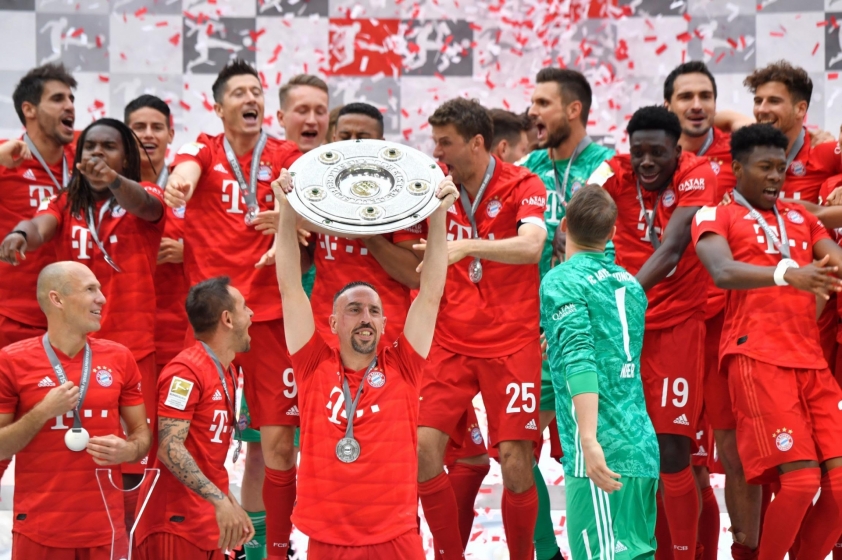 Câu chuyện về kỷ lục 11 năm vô địch Bundesliga của Bayern Munich 455004