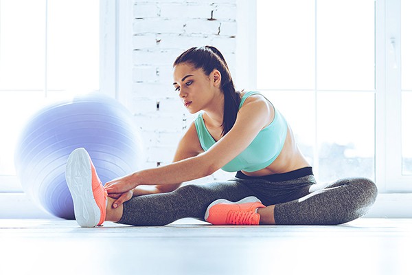 tập plank bị đau lưng