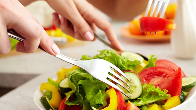Bơi có giảm cân không