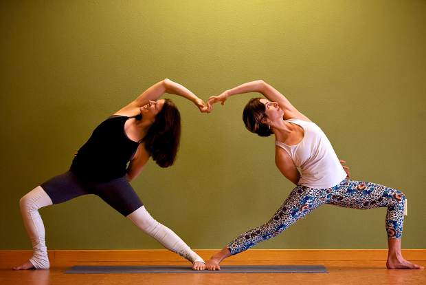 Các tư thế yoga