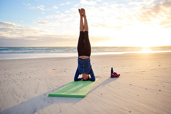 Các tư thế yoga đẹp mắt