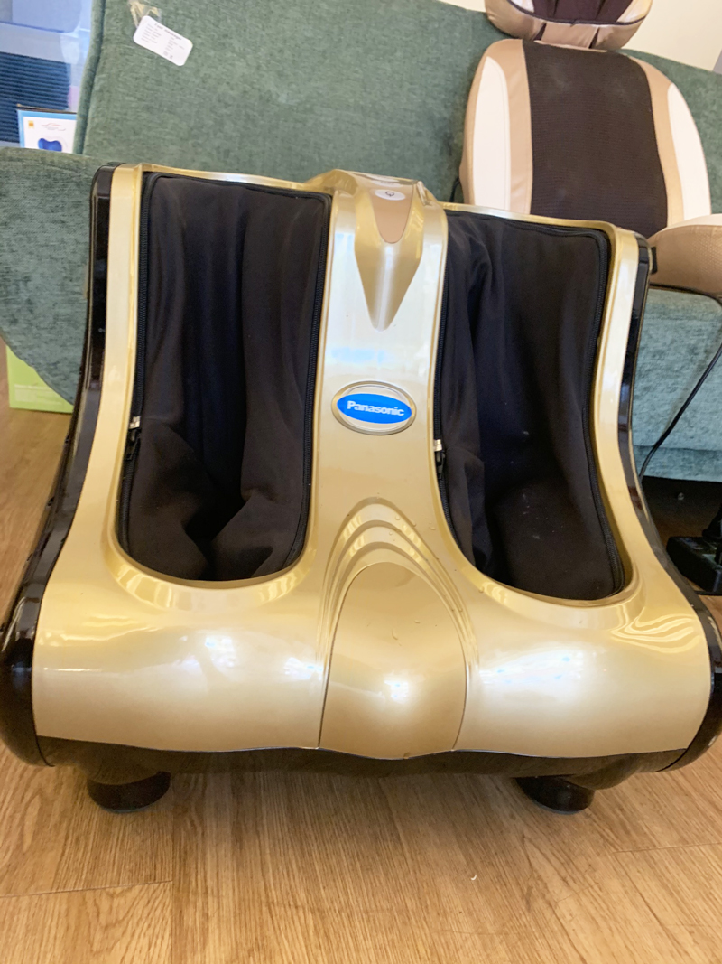 Máy massage chân Panasonic