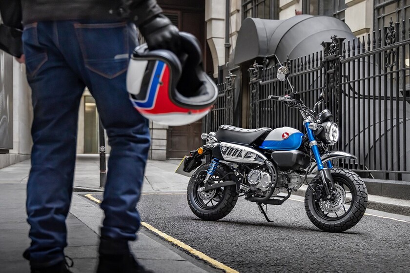 Giá xe Honda Monkey 2022