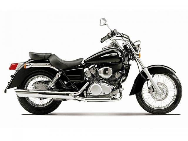 Xe côn tay Honda Shadow 150