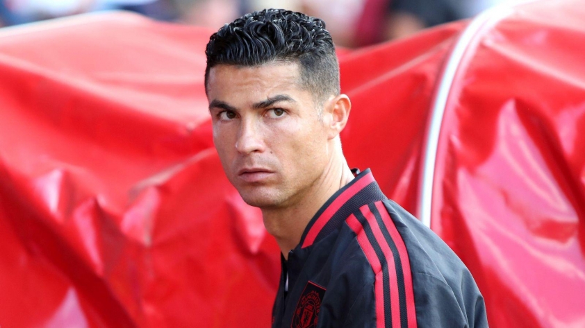 Hơn cả vấn đề chuyên môn, Ronaldo ngồi dự bị là một sự trả giá 181879
