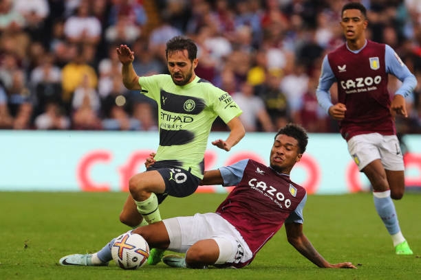Tấn công nhiều nhưng không ghi bàn thắng, Man City hứng trọn ‘quy luật bóng đá’ 181831