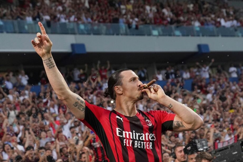 Tin chuyển nhượng tối ngày 15/9: MU chiêu mộ ‘thủ môn xuất sắc nhất thế giới’, Ibrahimovic giải nghệ? 187878