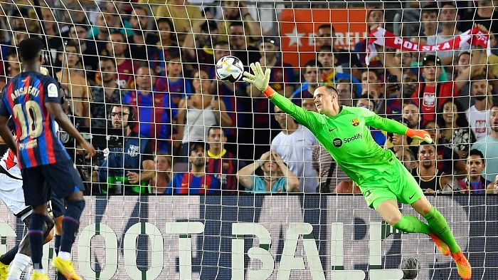Ter Stegen chiếm spotlight hàng thủ Barca nhờ thông số tuyệt đỉnh 197220