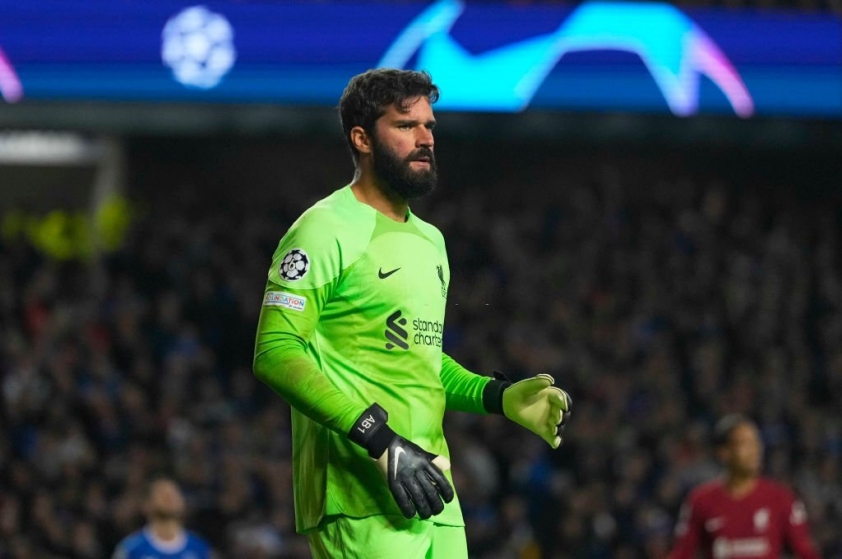 lap ky luc kien tao alisson becker day grealish cach chuyen bong 2