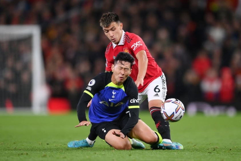 bang chung cho thay kane va son bi lisandro martinez bo tui 2