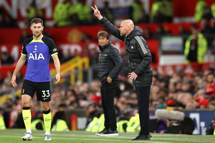mu can tap trung ten hag noi loi cuoi ve vu ronaldo 2