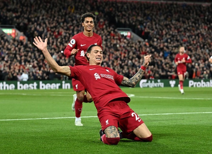 vua pha ky luc ngoai hang anh nunez lai khien klopp lo lang 1