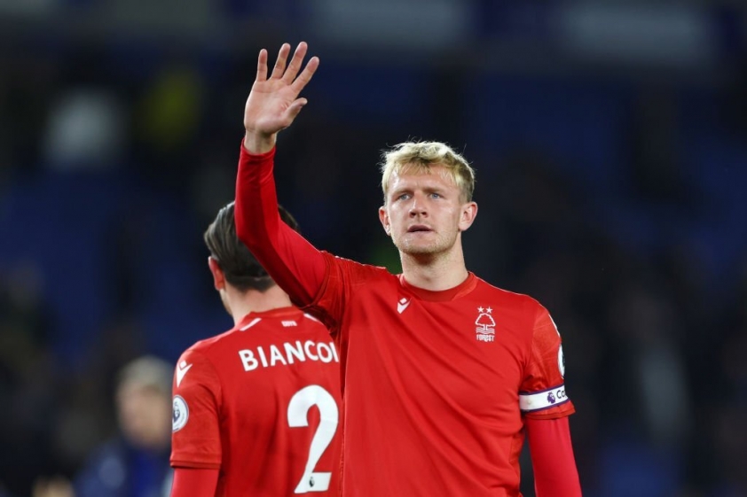 liverpool vs nottingham 3 diem nong quyet dinh tran dau 2