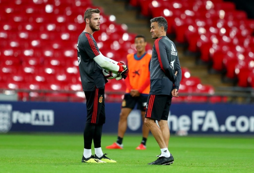 cuu mu truoc west ham de gea khien enrique phai nghi lai 4