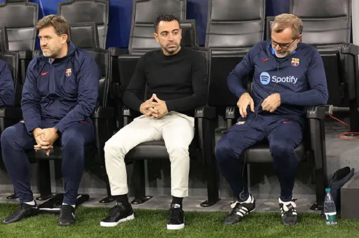 phat hien ly do cho thay xavi da bao hai barca 3