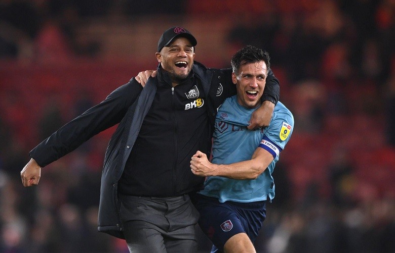 burnley-kompany-len-hang-1680918549.jpeg