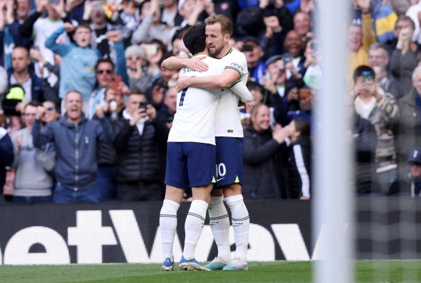 Son và Kane mang về 3 điểm cho Tottenham trước Brighton (Nguồn: Getty)