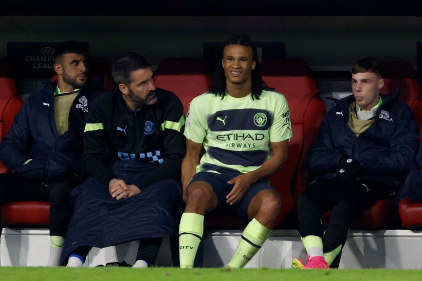 ake-bayern-munich-man-city-arsenal-1681958007.jpeg