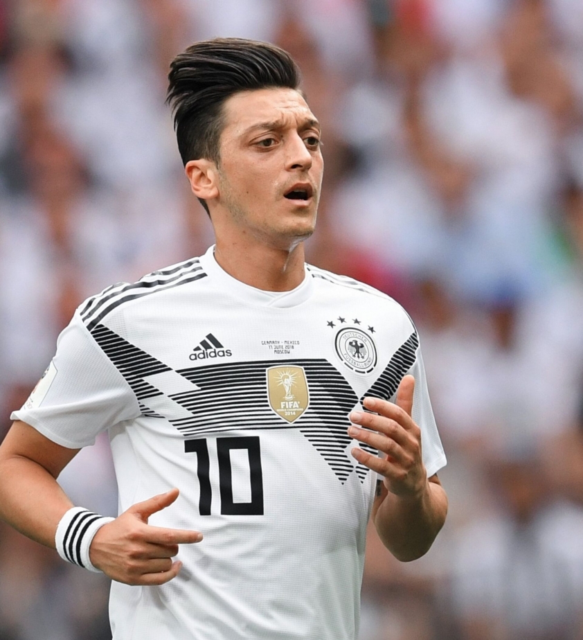 Ozil sẽ gia nhập Newcastle Utd?