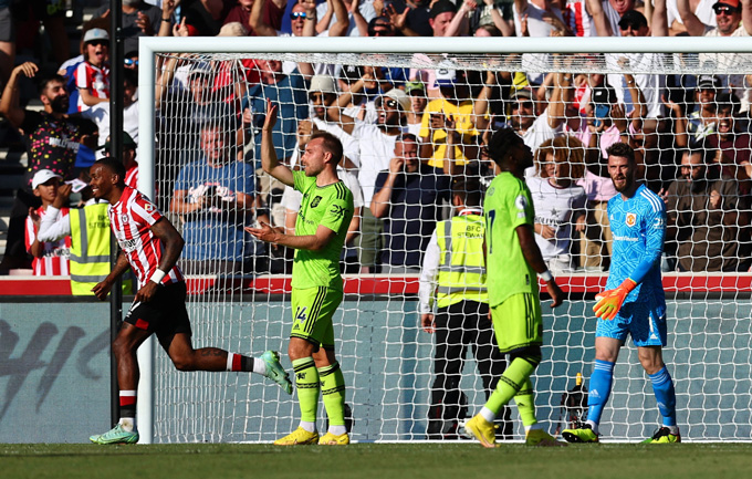 David De Gea vs Brentford: Khi 'lão Tôn' vẫn chỉ biết bay nhảy 172634