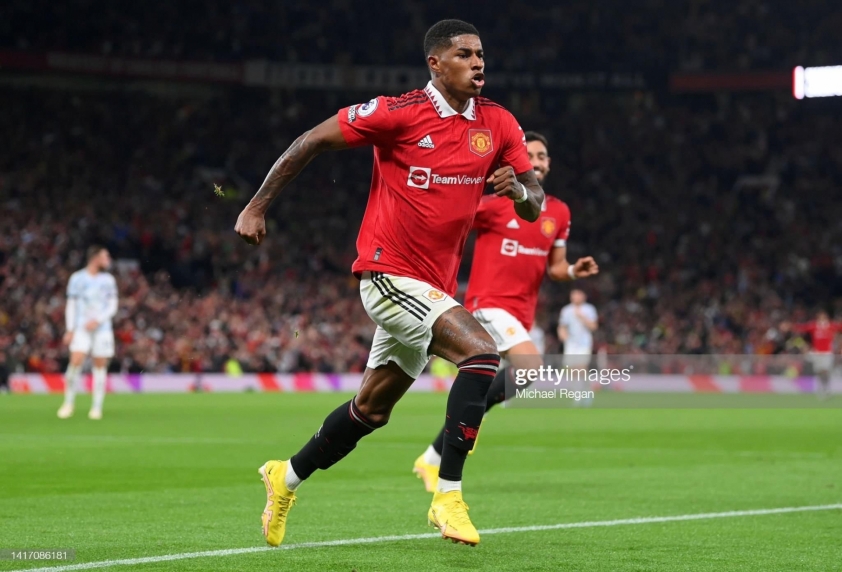 Rashford nổ súng hạ gục Liverpool: 'Tiến sĩ' MBE chính thức lập kỉ lục chưa từng có tại Ngoại hạng Anh 175921