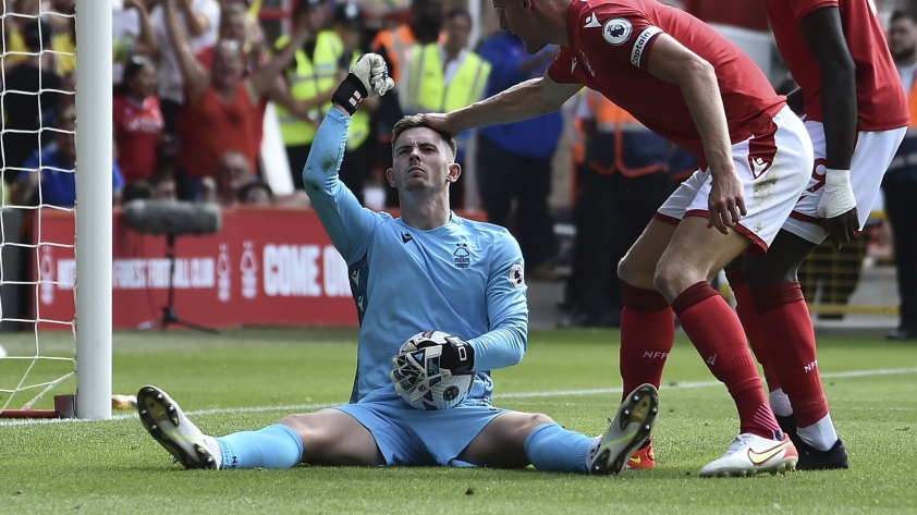 Dean Henderson tỏa sáng rực rỡ tại Nottingham Forest: 'Ở nơi đó Man Utd có tiếc'? 179440