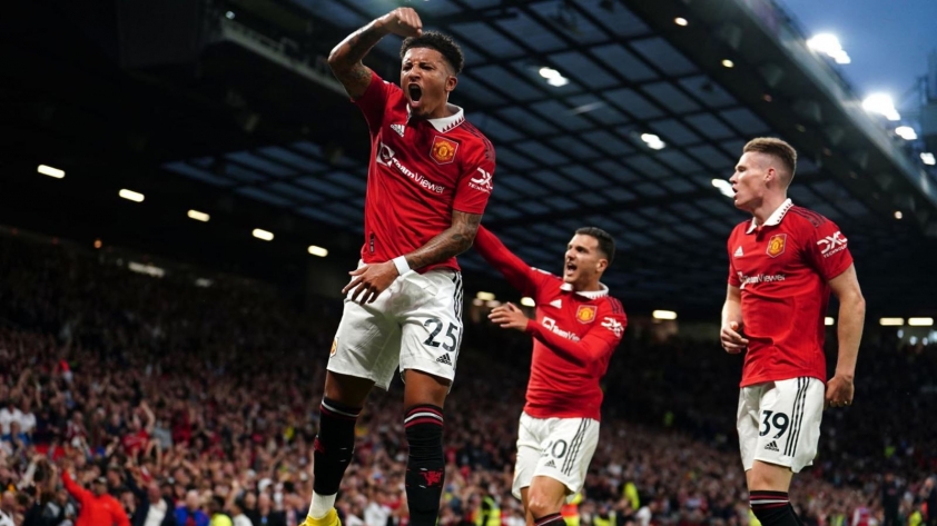 Man Utd gặp bất lợi cực lớn trước trận Derby Manchester: Pep 'sung sướng', Ten Hag 'khóc ròng' 193821
