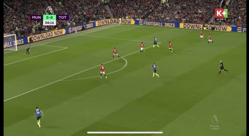 Man Utd vs Tottenham: Khi Casemiro hiện nguyên hình là chủ nhân 5 Champions League 205595