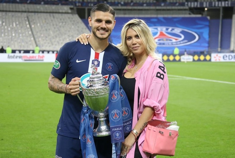 Mauro Icardi bị vợ cắm sừng, đứng trước nguy cơ tán gia bại sản 206788